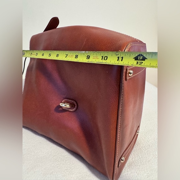 Dooney & Bourke Florentine Lily Bucket shoulder bag caramel/natural brown - Picture 9 of 9